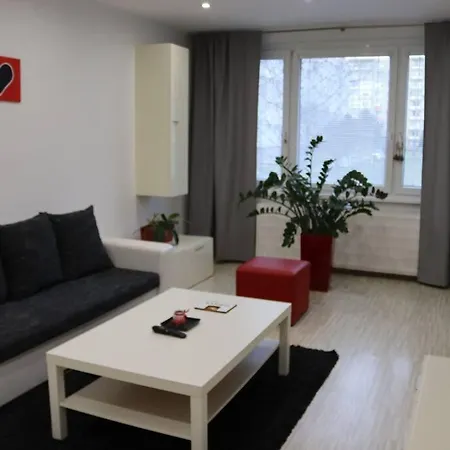 Moderny Priestranny Apartment Rimavska Sobota
